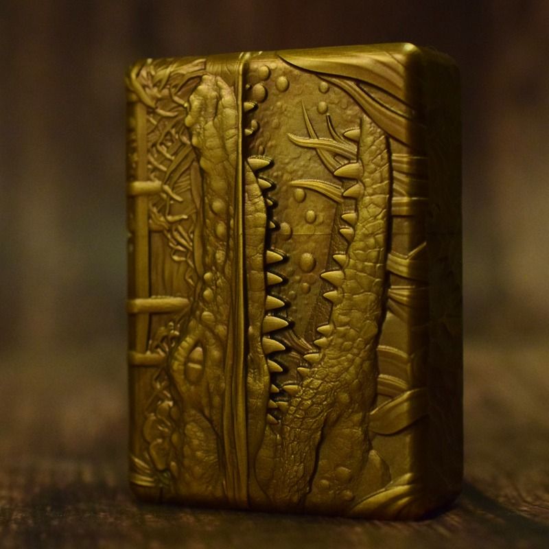 Creative crocodile handmade brass relief lighter retro lighter